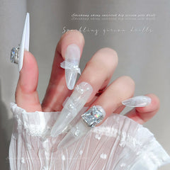 Pre-made Diamond Rhinestone Cluster Nail Decoration 2pcs