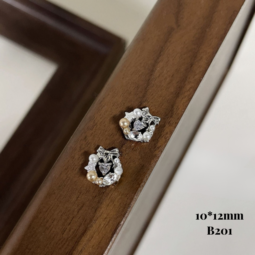 Christmas Ornament Nail Charm Decoration 2pcs