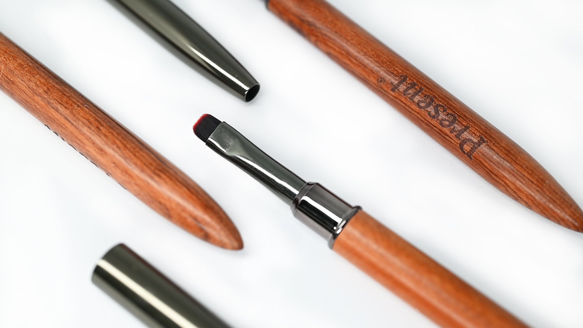 Present Professional Nail Gel Brush