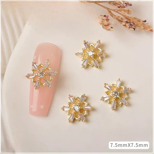 2 Pcs Christmas Nail Charms Snowflake Christmas Tree Nail Rhinestones Reindeer Metal Nails Art Diamond Gems for Art Decoration