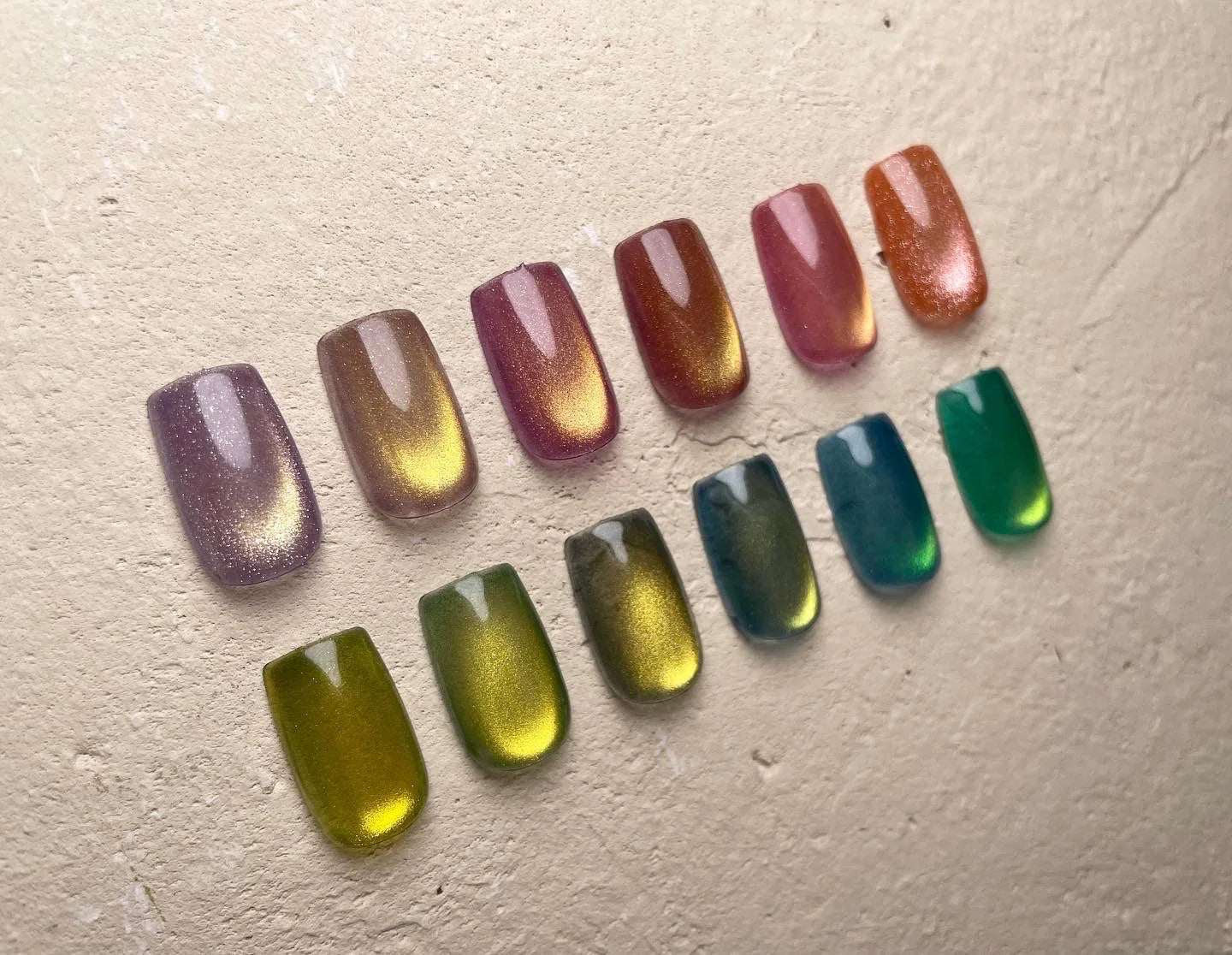 énoi Cat Eye Gel Polish - Magnet Series (mg#13-#24)