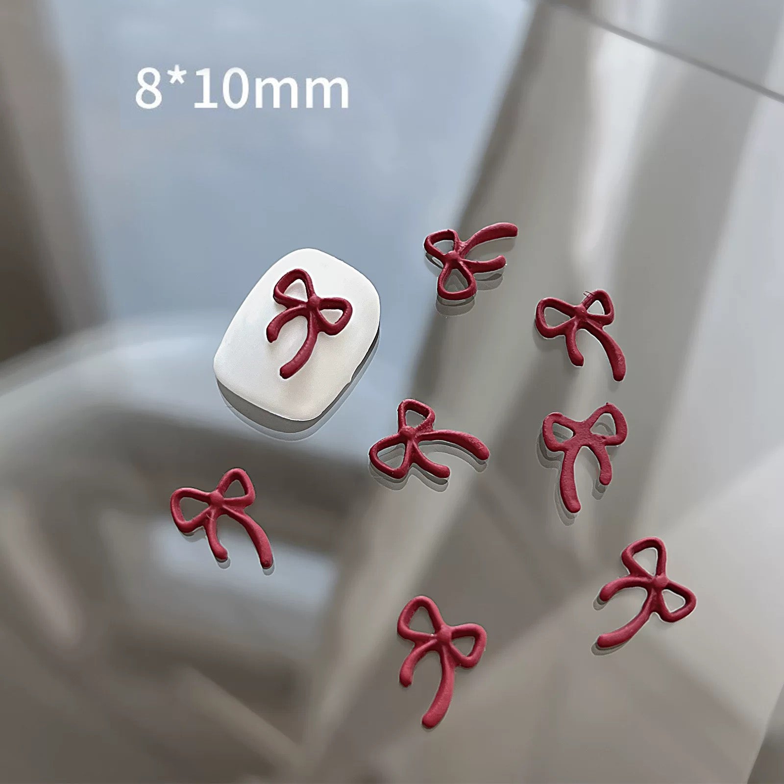 Nail decor bow tie (Metal/Plastic)