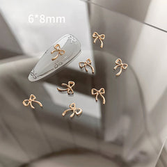 Nail decor bow tie (Metal/Plastic)