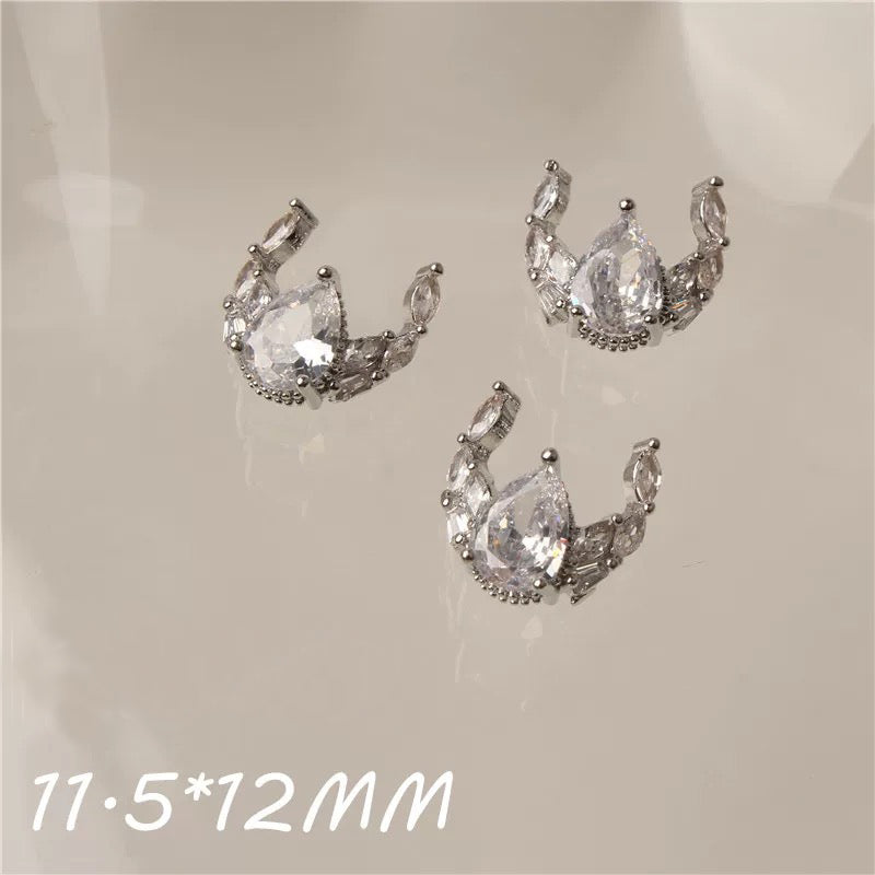 Diamond Nail decors 5 styles (2pcs)