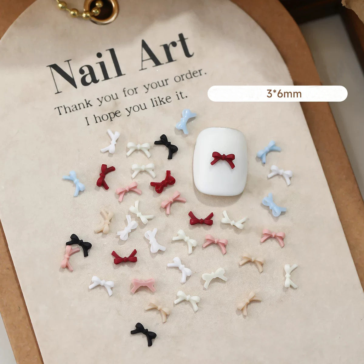 Nail decor bow tie (Metal/Plastic)