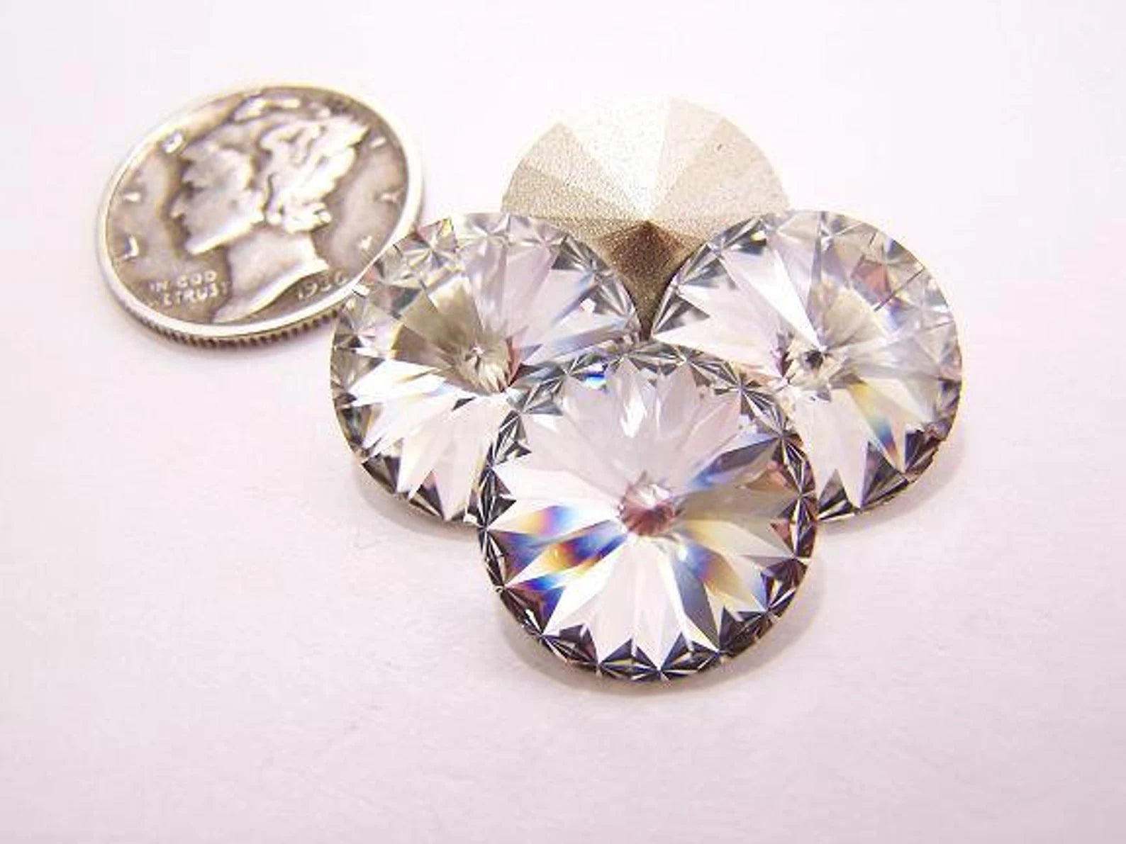 [Swarovski] Rivoli Crystal Foil Back 1122 (SS39) (6 pieces/pack)